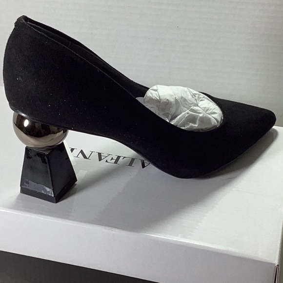 Alfani Women's Justena Pointed-Toe Pumps - Picture 6 of 7